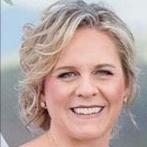 Meet your Posher, Leanne